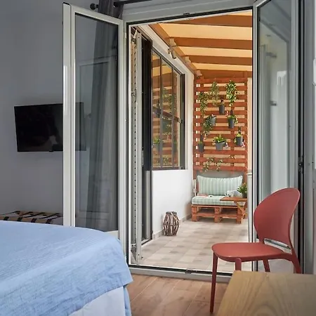 The Sunny House *