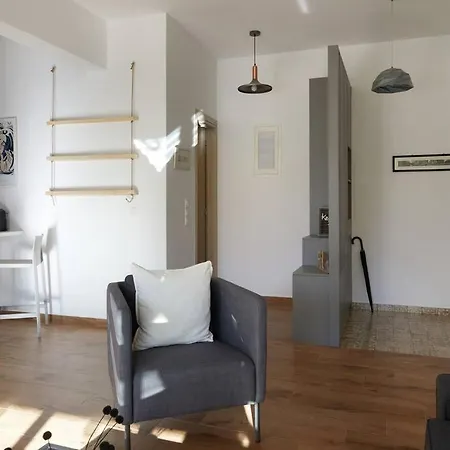 The Sunny House Apartment Athens